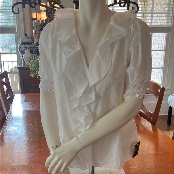 Chic White Ruffle Blouse - Picture 6 of 8